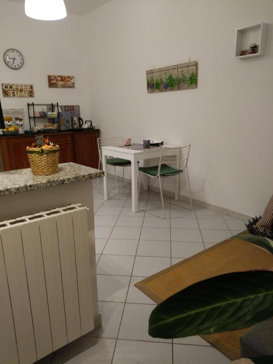 Angy House Διαμέρισμα Iolanda di Savoia Εξωτερικό φωτογραφία